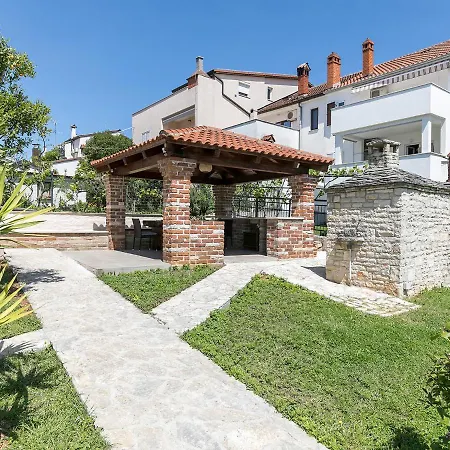 Center With Private Garden And Bbq *
